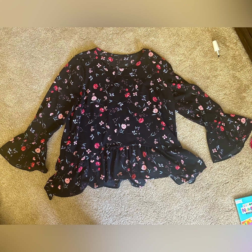 Long sleeve blouse. Black with pink flowers. Great condition.